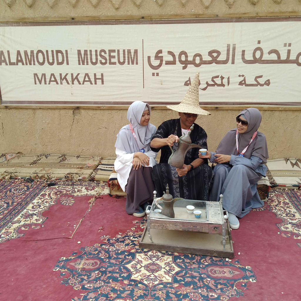 Alamoudi Museum Tour